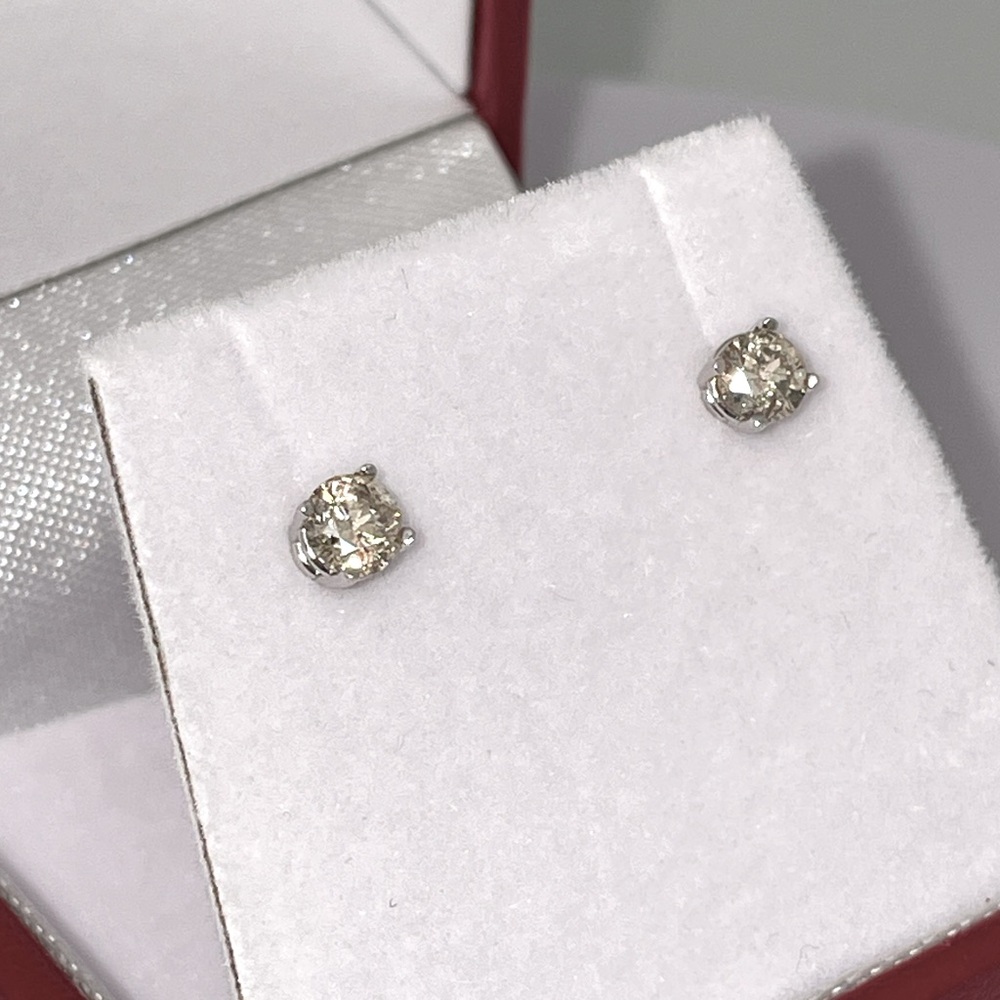 REAL Solid 14K White Gold NATURAL Diamond Round Solitaire Stud Earrings